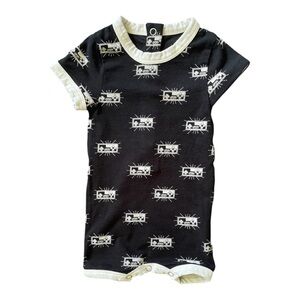 #025, kate quinn, little Liam Black and White Graphic Baby Onesie, size 0-3 mo